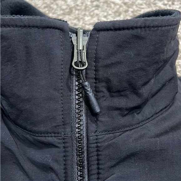 Women's Large North Face Jacket - Like New - Picture 5 of 10